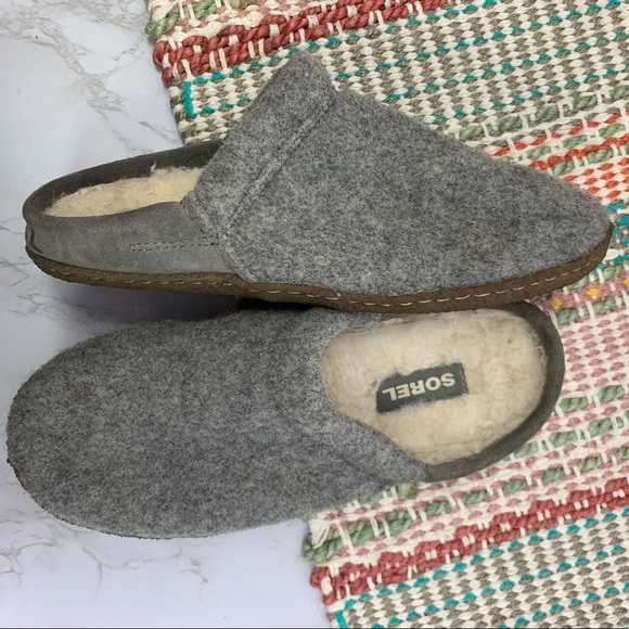 sorel nakiska scuff slipper